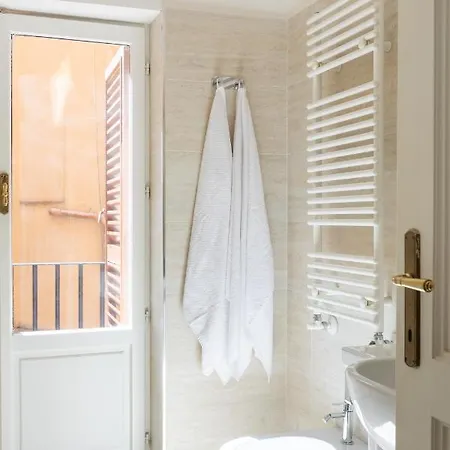 Apartament In *